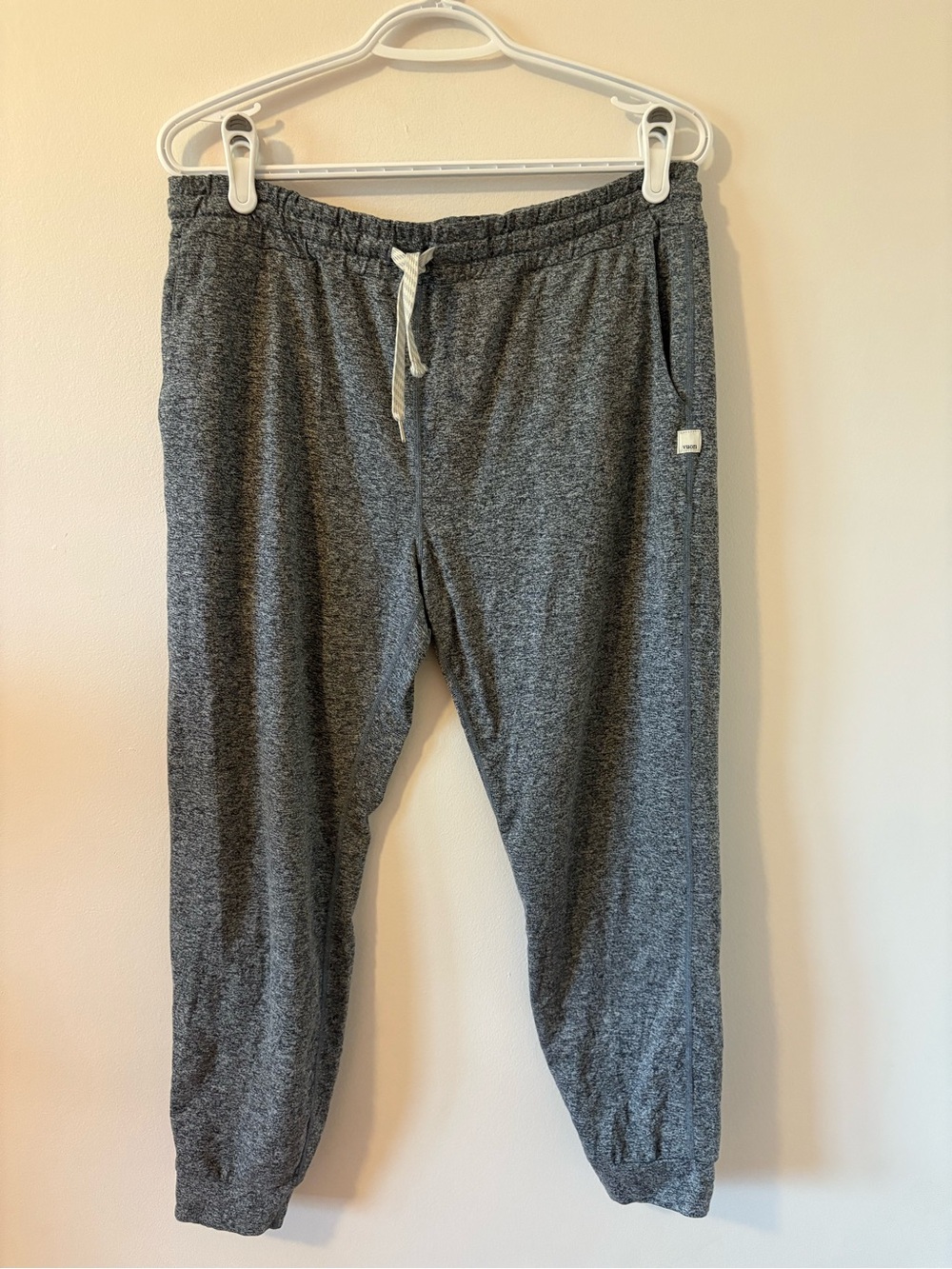Vuori Women's Performance Jogger Size L